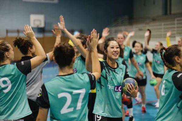 如何选择适合青少年的篮球培训课程(图1)
